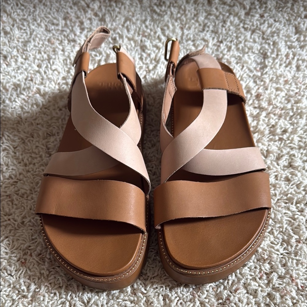 Sorel Roaming CrissCross Sandal